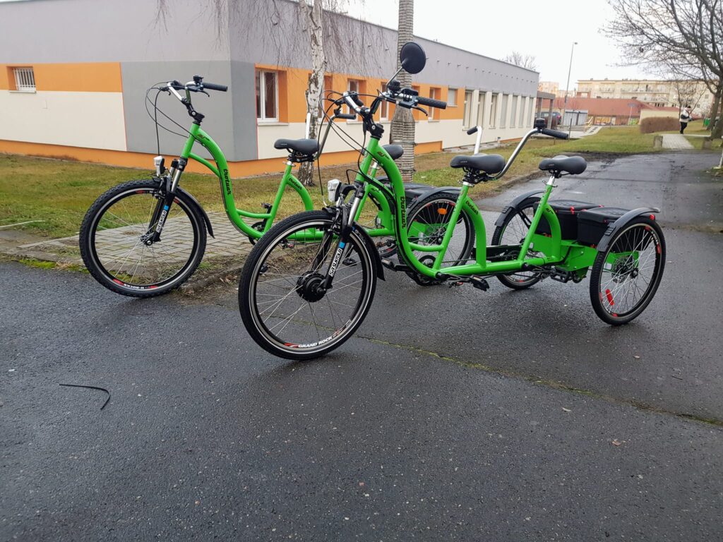 Rower-trojkolowy-dwuosobowy-Tandem-Duet-ze-wspomaganiem-elektrycznym-2